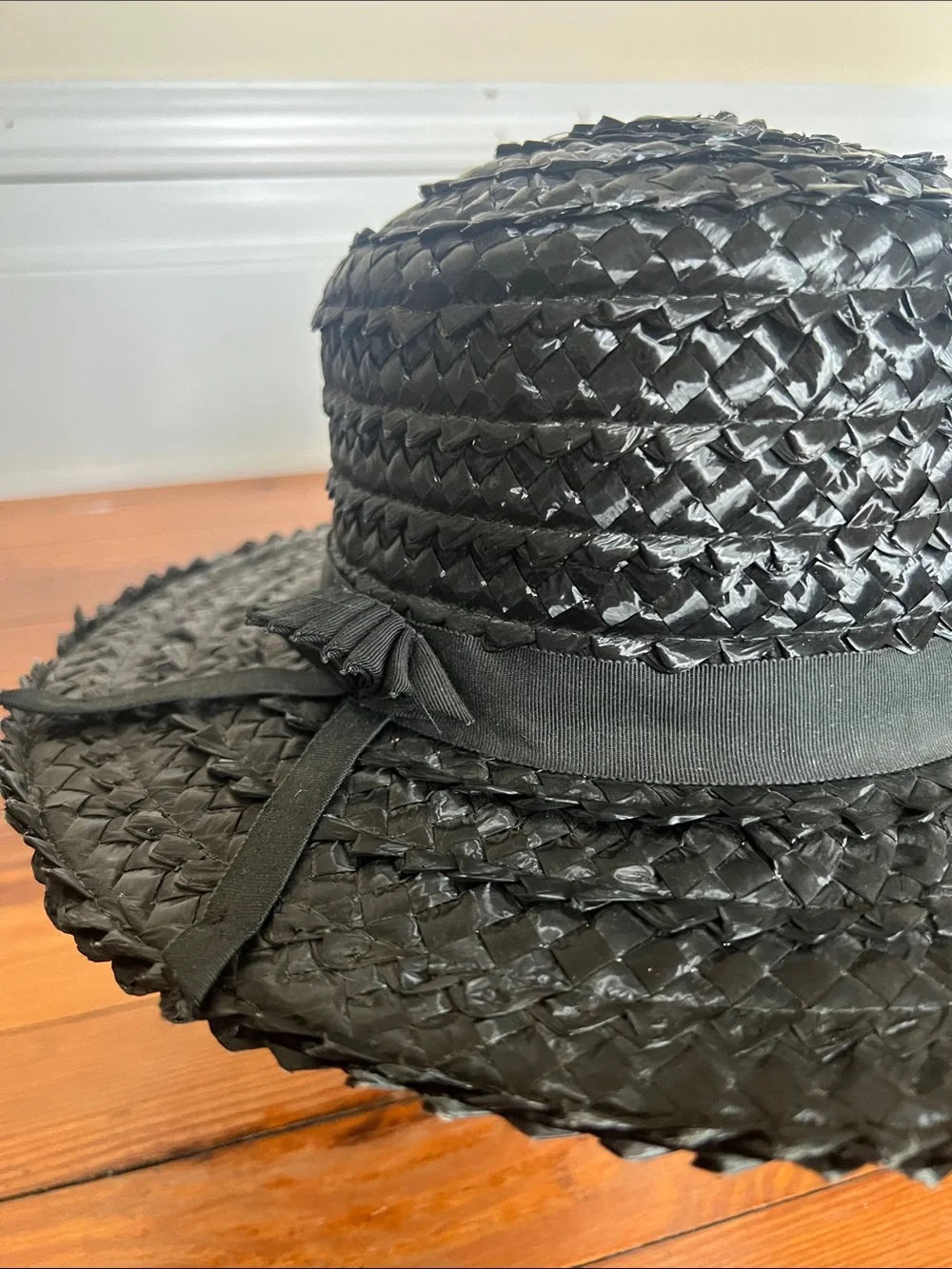 Vintage Black Straw Wide Brim Sun Hat Ribbon Bow Boater Cloche Size 22 Retro